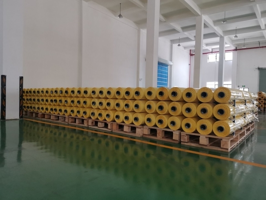 ภาพยนตร์สับ HDPE สีเหลืองขนาด 70um สําหรับเครื่องเก็บปูน CP770