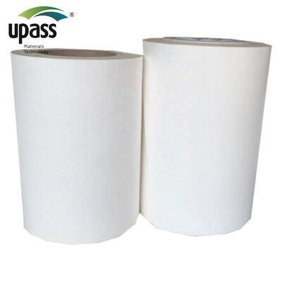 กระดาษปล่อยกระดาษกระจกสีขาวสีเหลืองสีฟ้ายุโรป Jumbo Rolls 40gsm-60gsm ซิลิโคนเคลือบ Greaseproof Liner Blow Molding พลาสติก