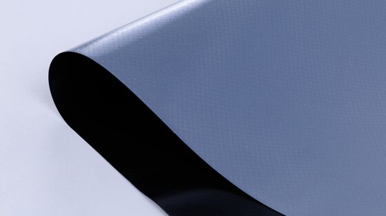 High Strength Cross Laminated Seepage-Proofing HDPE Film 60F Blow Molding Cutting MOQ 5000 Square Meter 100*55*55cm